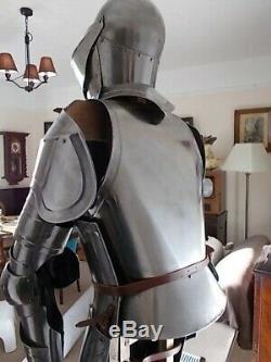Reproduction Medieval Knight Suit of Armour with Stand